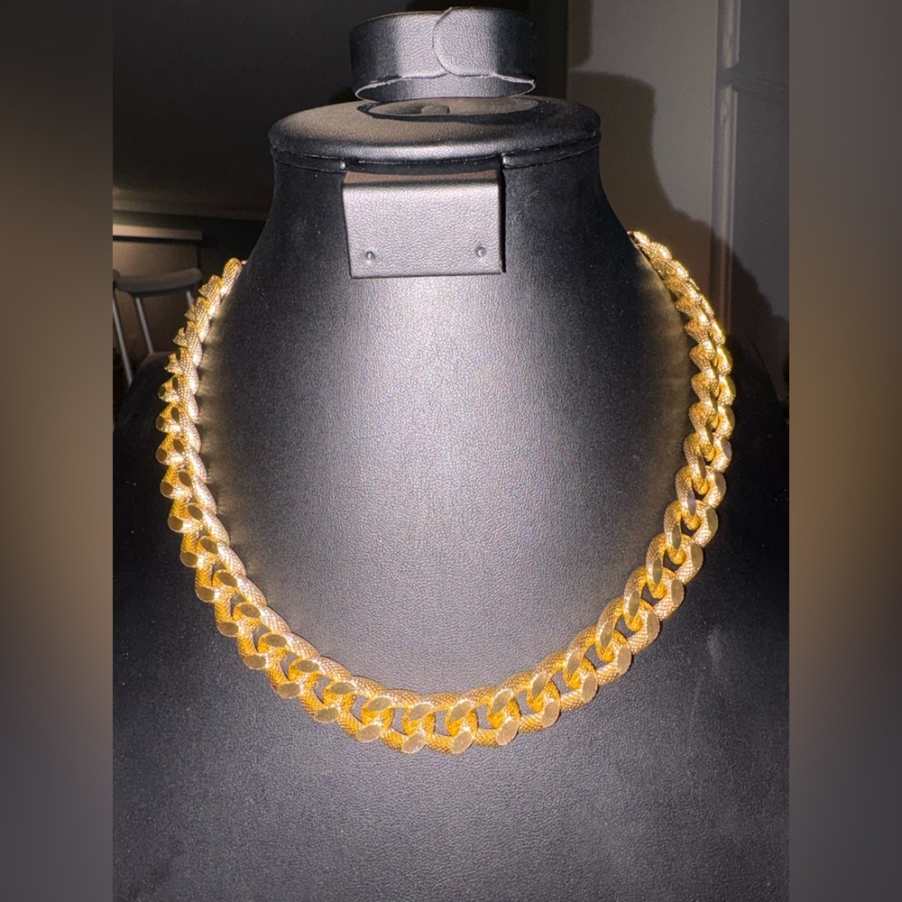 Vincero Chunky gold-tone curb link necklace